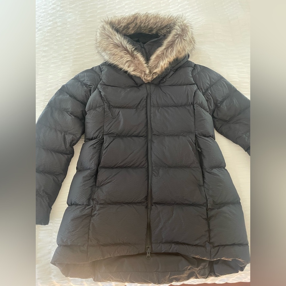 The North Face Women Medium Black - worn twice